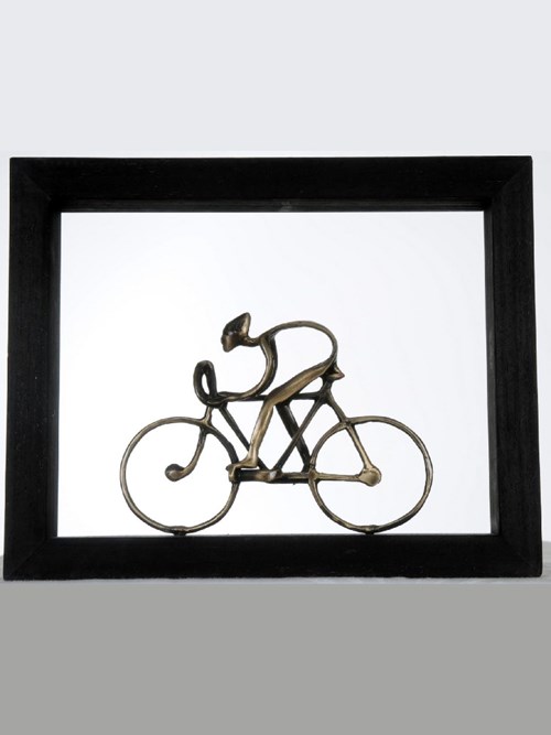 FRAME SCULPTURE